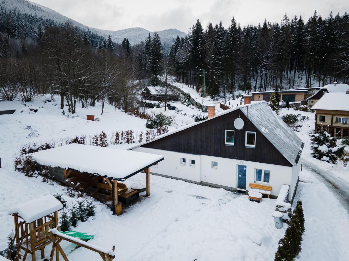 Desny Kout Villa Kouty Bagian luar foto