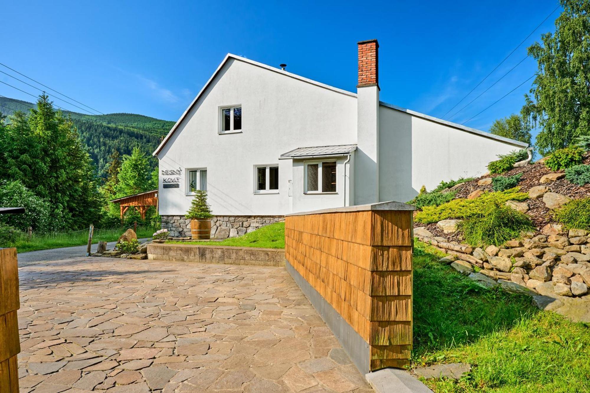 Desny Kout Villa Kouty Bagian luar foto