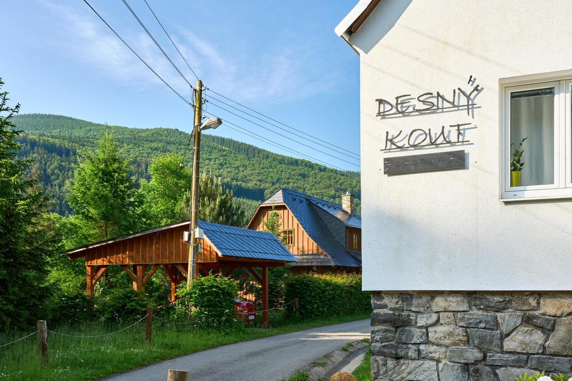 Desny Kout Villa Kouty Bagian luar foto